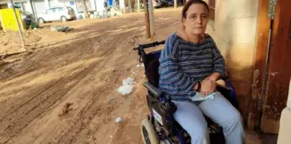 Montse y Diego, dos personas con movilidad reducida 'afortunadas' a pesar de la DANA: "Al menos sigo con vida y tengo casa"