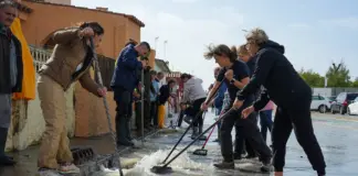 Cerca de 40 colegios de Cádiz y Sevilla suspenden las clases por la DANA