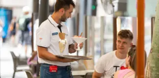 El SMI gana terreno, pero la mitad de toda la masa salarial de España se la lleva el 30% de los empleados más ricos