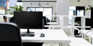 Adiós a la jornada laboral de 9.00 a 17.00 h: este es el futuro laboral, según el creador de LinkedIn