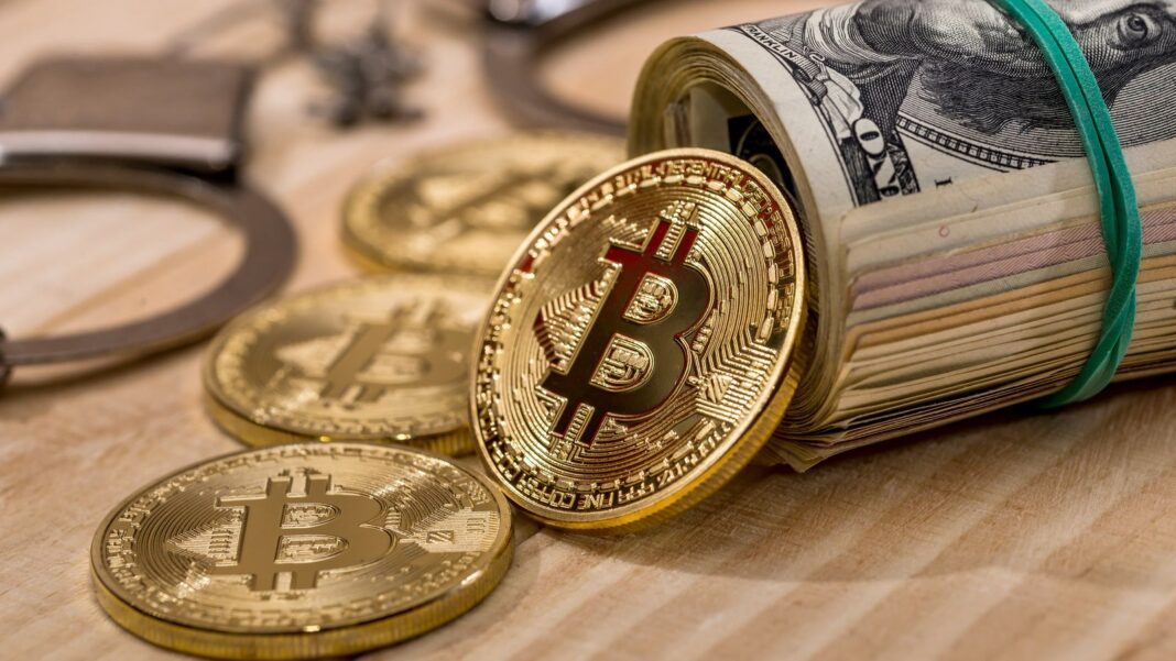 ETFs de Bitcoin y Ethereum Atraen Cerca de $2.000 Millones en Medio del Auge del Mercado Cripto
