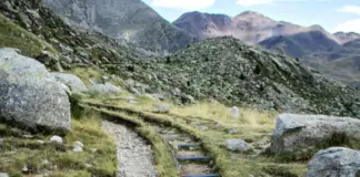 La increíble ruta en los Pirineos por antiguas vías de ferrocarril perfecta para hacer con niños