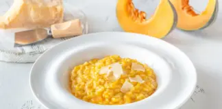 Risotto de calabaza y dos quesos, una receta barata y fácil para impresionar a tus amigos