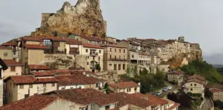 El pueblo más bonito para viajar en noviembre está en Burgos según National Geographic