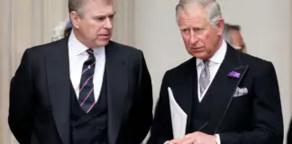 El rey Carlos III suspende la asignación financiera a su hermano Andrés