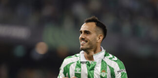 Juanmi, siempre al servicio del Betis