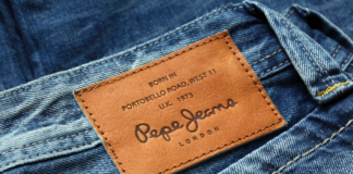 Chollos Amazon: un vaquero Pepe Jeans al 67%, unos cascos gaming con descuentazo...