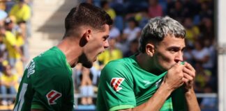 El Racing pierde a Arana, que sufre un esguince de rodilla