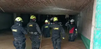 La DANA deja ya 214 muertos mientras miles de personas trabajan en las zonas arrasadas bajo alertas de fuertes lluvias