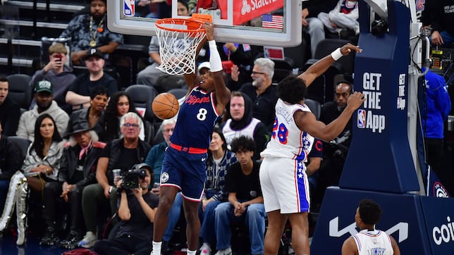 Yabusele y los Sixers, en caída libre