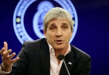 ANÁLISIS | El cepo cambiario en Argentina camina hacia su fin y el dólar se va unificando por sí solo