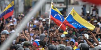 La Fiscalía de Venezuela asegura que fueron excarcelados los 225 detenidos cuyos casos fueron revisados; organizaciones tienen documentadas solo 107 liberaciones