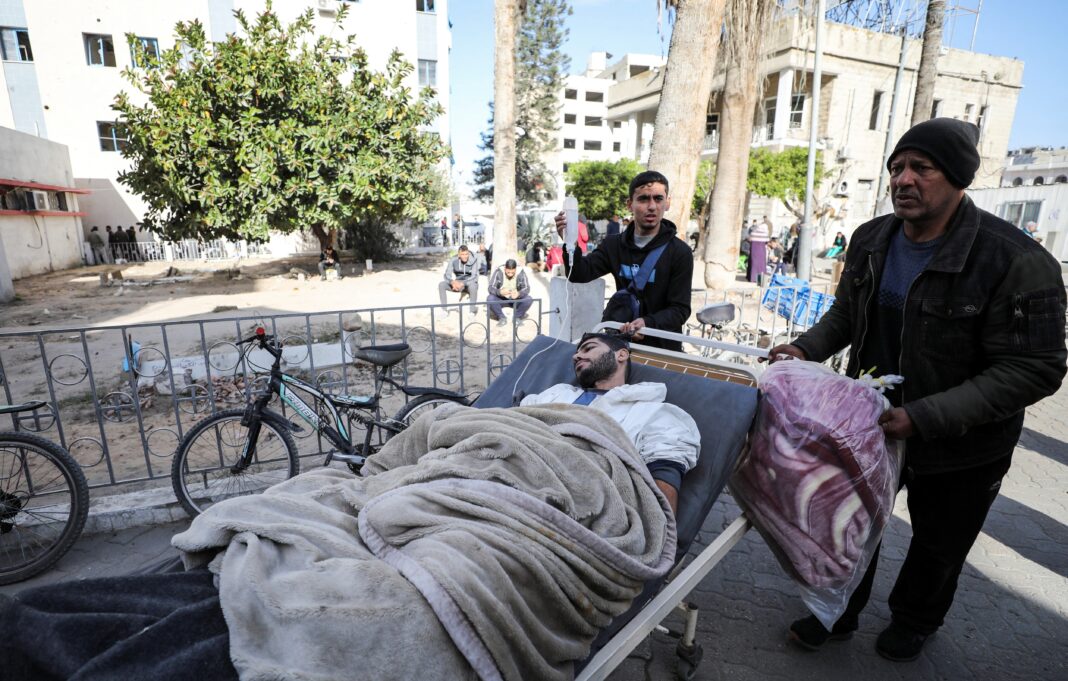 Conflicto en Oriente Próximo, en directo | Israel confirma la detención de 240 “sospechosos de terrorismo” en el hospital Kamal Adwan de Gaza