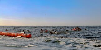 La UE vota una nueva norma que amenaza con castigar las labores de rescate a migrantes