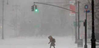 La AEMET lanza un aviso especial de "fenómenos adversos" para este puente de diciembre: lluvia, nieve, viento y mar