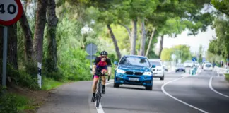 Nuevo cambio en las normas de tráfico: así deberás adelantar a los ciclistas según la DGT