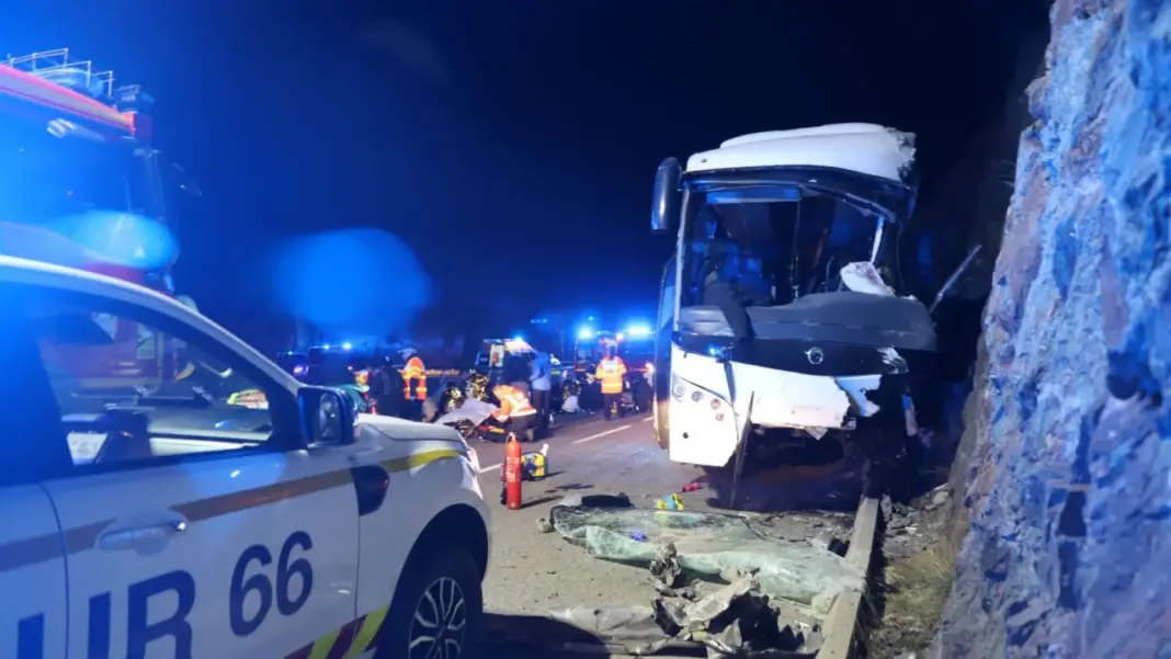 Prisión provisional para el conductor del autobús español accidentado en Francia tras dar positivo en cocaína
