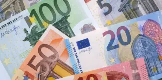 Estos son los pensionistas que cobrarán una 'extra' de 2.000 euros en 2025