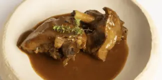 Cómo hacer cabrito guisado, una receta tradicional para celebrar Nochebuena