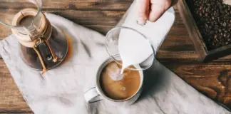 La cafetera automática de menos de 230 euros que desearíamos encontrar bajo el árbol