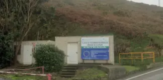 Hallan un cadáver en un contenedor de papel en A Coruña