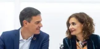 El PSOE multa al diputado ausente en la reunión donde se dio el acuerdo entre PP y Junts