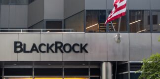 ETF IBIT de BlackRock Alcanza Los $50.000 Millones en Tiempo Record a Medida que Bitcoin Supera Los $100.000