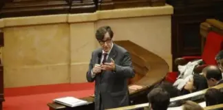 Albares pide a Polonia que impulse la oficialidad del catalán durante su presidencia de la UE
