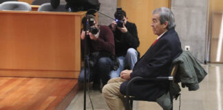 Álvarez-Cascos, en el juicio por un presunto delito de apropiación indebida: "Es ridículo que a mis 77 años esté dando explicaciones de un ticket de 42 euros"
