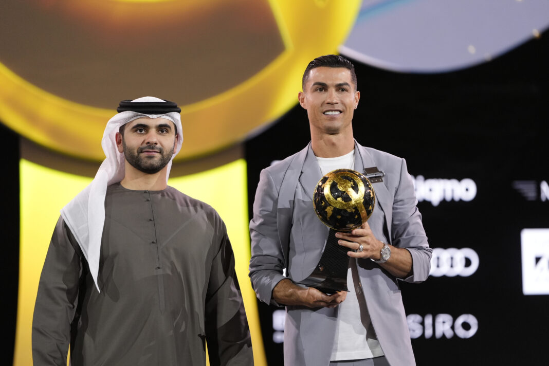 El nuevo empujón de Arabia Saudí: tentar a Vinicius, una Superliga de ciclismo, 100 millones para boxeo y "no tirar el dinero"