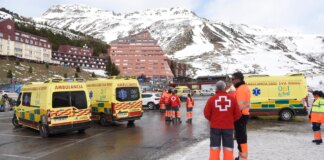 Así ha sido el rescate de los atrapados en el telesilla de Astún, Huesca