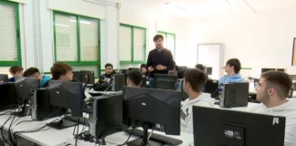 Un profesor español, a punto de ganar un millón de euros
