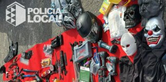 Agentes de policía se llevan una tremenda sorpresa al detener en Tenerife a un hombre que llevaba todo un arsenal de armas en su coche