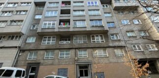 Raquel vive en Londres y no puede volver a A Coruña porque su inquilina tiene el piso okupado