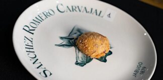 El secreto tras la mejor croqueta de España: caldo de jamón ibérico, una bechamel ligera y mucha paciencia