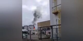 Un muerto y un herido crítico en una explosión en un tanque inflamable en el Puerto de Barcelona
