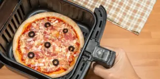 Cómo hacer pizza en la freidora de aire, un truco perfecto para cuandono quieres usar el horno