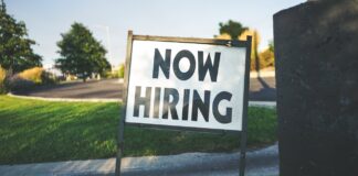 Informe Laboral de EEUU Golpea al Precio de Bitcoin: El Pánico se Apodera de Los Inversionistas