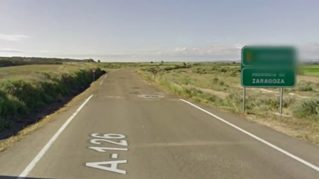 El curioso caso de una carretera que se vuelve casi un camino de tierra al entrar en Aragón