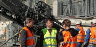 El Ayuntamiento de Marbella refuerza con un sistema de anclajes un tramo del Paseo Marítimo afectado por los temporales