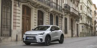 Lexus cerró 2024 con récord de ventas en España, alcanzando las 9.000 unidades