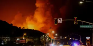 Así es Pacific Palisades, la lujosa urbanización de celebrities que está ardiendo por el gran incendio de Los Ángeles
