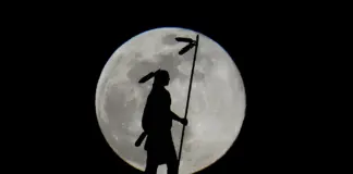 Las fotos más llamativas de la luna llena del Lobo