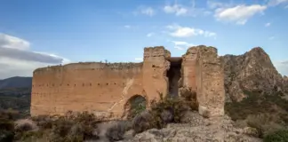 El pueblo de Murcia con yacimientos paleolíticos y pinturas Patrimonio de la Humanidad