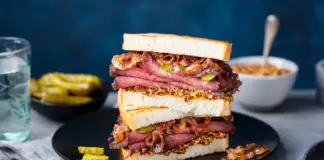 En mejor sándwich de pastrami se come en este local del madrileño barrio de Chamberí