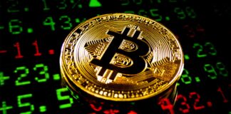 Bitcoin Bajo Presión: Factores Macroeconómicos Atacan el Impulso Alcista