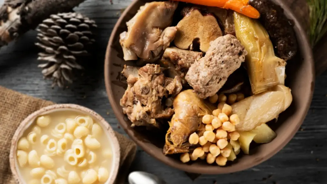 Receta de escudella i carn d'olla, un plato típico de Cataluña perfecto para Nochevieja