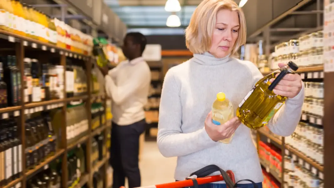 Boticaria García lo deja claro: ¿Aceite de oliva o girasol, cuál es el mejor aceite para freír en casa?