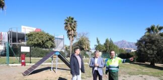 Reabre el recinto canino del parque de los Tres Jardines tras su remodelación