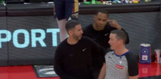 ¡Un entrenador de la NBA se mete en la pista a por el árbitro!